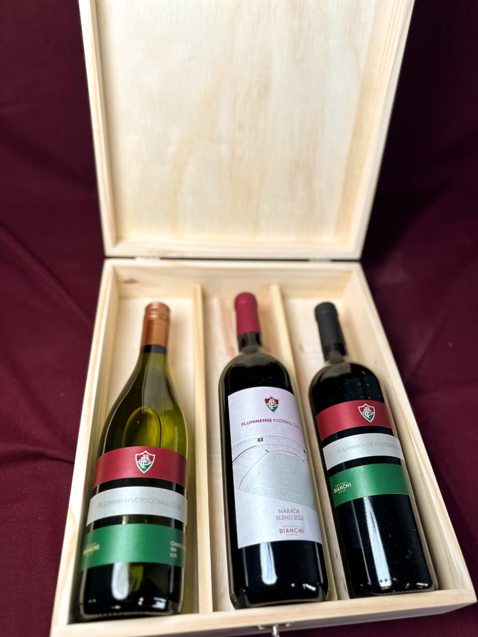 Caixa de Vinhos Fluminense Standard Medoc